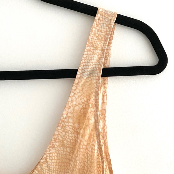 BABATON 100% silk sleeveless blouse - Picture 4 of 5